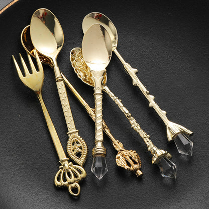 6 piece Retro Cutlery set spoons in gold